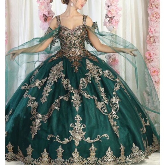 Quinceanera dress. Prom wedding burgundy or green formal ball gown with lace up - Picture 4 of 6